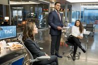 Bull – (v.l.n.r.) Taylor Rentzel (MacKenzie Meehan); Chunk Palmer (Christopher Jackson); Danny James (Jaime Lee Kirchner)