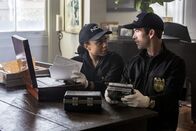 Navy CIS: New Orleans – Wissen selbst nicht, wonach sie suchen: Percy (Shalita Grant, l.) und LaSalle (Lucas Black, r.) ...