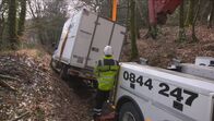 LKW-Bergung extrem – Do, 07.03., 04:40 Uhr