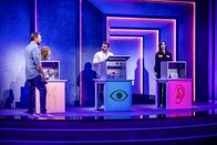 Wer ist das Phantom? – (v.l.n.r.) Steven Gätjen; Karoline Herfurth; Edin Hasanovic; Nora Tschirner