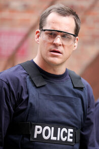 Brooklyn Nine-Nine – Brooklyn Nine-Nine (2013)