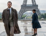 Mission: Impossible - Fallout – Langsam kommen CIA-Leiterin Erica Sloane (Angela Bassett) Zweifel auf: Kann sie den Anschuldigungen, die Agent August Walker (Henry Cavill) gegen Ethan aufstellt, wirklich glauben?