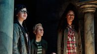 Trio – Mit Hilfe der Sterne kommen TRIO (v.l.n.r.: Franziska Tørnquist, Bjornar Lysfoss Hagesveen, Naomi Hasselberg Thorsrud) dem Diamantenschatz auf die Spur.