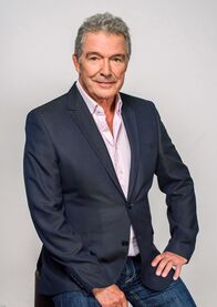 Sturm der Liebe – André Konopka (Joachim Lätsch), Küchenchef des Fünf-Sterne-Hotels "Fürstenhof".