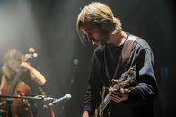 Terra X: Musik – Der Gitarrist Ferdinand Kirner und die Cellistin Ella Rohwer spielen für die "Terra X"-Reihe "Musik" ein Stück live ein.