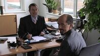 Stromberg – L-R: Herr Grahms (Bernd Moss), Bernd Stromberg (Christoph Maria Herbst)