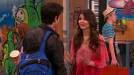 Victorious – L-R: Ryder Daniels (Ryan Rottman), Tori Vega (Victoria Justice)