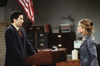 Friends – Ross Geller (David Schwimmer, l.); Rachel Green (Jennifer Aniston, r.)