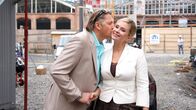 Geld.Macht.Liebe – Michael Brandner (Will Stern), Susanne Schäfer (Sophia von Rheinberg).