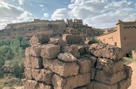 Magischer Maghreb – Leben wie vor Hunderten von Jahren: Das Lehmdorf Aït Ben Haddou ist ein beeindruckendes Zeugnis der Berberkultur und gehört zum UNESCO-Weltkulturerbe.