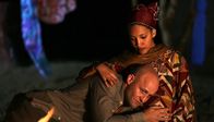 Der weiße Äthiopier – Familienglück in Äthiopien: Ayantu (Sayat Demissie) ist von Frank Michalka (Jürgen Vogel) schwanger.
