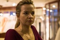 Spuren des Bösen – Simone Jelenko (Angelika Strahser).