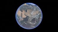 Spacetime – Globale Vermessung: Ein digitales Netz aus Satellitenbahnen umspannt den Planeten und bildet die Grundlage für die weltweite Erdbeobachtung und Datenerfassung.