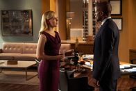 Suits – Die Leitung der Kanzlei will den Wettstreit zwischen ihnen beenden: Samantha (Amanda Schull) und Alex (Dulé Hill) sollen in einem realen Gerichtsfall gegeneinander antreten. Wer gewinnt, soll Namenspartner der Kanzlei werden.