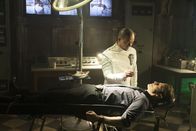 Gotham – Hugo Strange (BD Wong, l.); James Gordon (Ben McKenzie, r.)