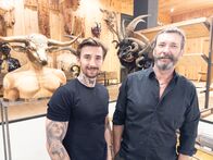 Blickwechsel Spezial – Maskenschnitzer Rupert Kreuzer, Künstlername Astei, mit Sohn Rupert Kreuzer jun.