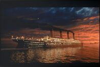 Titanic – England 1912. Die Jungfernfahrt der Titanic, des größten und luxuriösesten Passagierdampfschiff seiner Zeit. Eines Tages jedoch rammt die Titanic einen riesigen Eisberg. Panik bricht an Bord aus ...