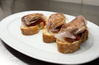 Küchen der Welt – Tapas sind in Andalusien fester Bestandteil der Lebensart: Jeder hat ein Lieblings-Tapa, das ihn durch die Nacht bringt.