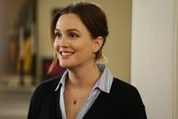 Single Parents – Angie D'Amato (Leighton Meester)