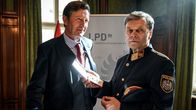 Tatort – Ernst "Ernstl" Rauter (Hubert Kramar) und Stefan Pohl (Alexander Strobele, re.).