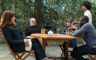 Get Out – From left to right: Missy Armitage (Catherine Keener), Dean Armitage (Bradley Whitford), Rose Armitage (Allison Williams), Chris Washington (Daniel Kaluuya), standing: Georgina (Betty Gabriel)