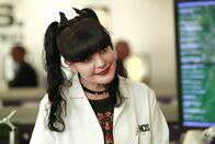 Navy CIS – Im Fall der gekidnappten Kelly hat Abby (Pauley Perrette) eine neue heiße Spur. War der Kidnapper ein kranker Psychopath oder führte er nur Anweisungen eines Unbekannten aus?