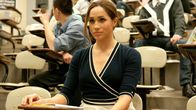 Suits – Rachel (Meghan Markle) hat ihren Traum, Anwältin zu werden, noch nicht aufgegeben.