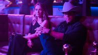 Almost Paradise – Catherine Himmel (Emma Leonard) und Alex Walker (Christian Kane)