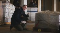 Elementary – Mit strategischem Vorgehen probiert Holmes (Jonny Lee Miller), den Fall zu lösen. Doch zunächst bringt ihm sein logisches Denken auch nicht weiter ...