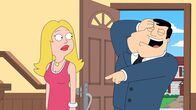 American Dad! – Francine (l.); Stan (r.)