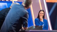 Quizduell-Olymp – Quizmasterin Esther Sedlaczek (r.) mit den Kandidaten des Teams „Fanta4“ Michi Beck (2.v.l.) und Smudo (l.).