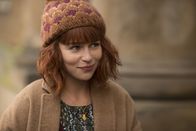 Dom Hemingway – Zwölf Jahre lang musste Evelyn (Emilia Clarke) auf ihren Vater verzichten, der als Safe-Knacker bei seinem letzten Coup im Gefängnis gelandet ist. Der notorische Gauner gelobt Besserung, doch sein Zukunftsplan sagt das genaue Gegenteil ...