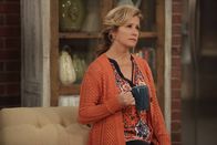 Last Man Standing – Nancy Travis (Vanessa Baxter).