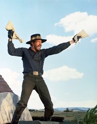 Barquero – Remy (Warren Oates)