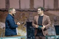 Chris du das hin? – Steven Gätjen (l.); Chris Tall (r.)