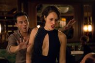 Fleabag – The Priest (Andrew Scott) und Fleabag (Phoebe Waller-Bridge)