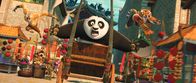 Kung Fu Panda 2 – Ihr Kampf gegen das Böse wird für Monkey (l.), Panda Po (M.) und Tigress zu einem turbulenten Abenteuer.