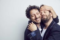 jerks. – (2. Staffel) - Lassen keine Peinlichkeit aus und ecken unverhältnismäßig an: Fahri Yardim (l.) und Christian Ulmen (r.) ...