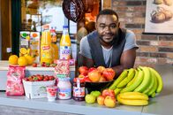 Nelson Müllers Lebensmittelreport – Nelson Müllers Lebensmittelreport: Der Sternekoch zeigt, wie unser Obst weltweit angebaut wird.