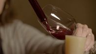 Große Erfindungen – Weinprobe in Frankreich