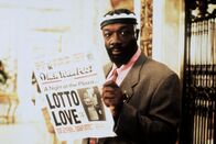 2 Mio. $ Trinkgeld – Der Reporter Angel (Isaac Hayes) hat eine brandheiße Story ...