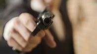 ZDF-History – Jugendliche Gangsterbanden nutzen das Chaos im Berlin der Nachkriegszeit und verüben Überfälle.
