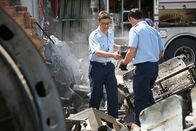 Mayday - Alarm im Cockpit – Finden Carlos Da Conceicao (Daniel Della Penna, l.) und sein Kollegen den wahren Grund für den Absturz der Fokker 100?