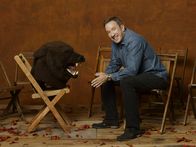 Last Man Standing – (2. Staffel) - Mike Baxter (Tim Allen) ist ein ganzer Kerl. Zu Hause hat er es allerdings mit vier Frauen zu tun. Da ist Chaos vorprogrammiert.