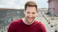 Hier und heute – Mai moderiert Sven Kroll.