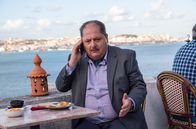 Der Lissabon-Krimi – Rechtsanwalt Eduardo Silva (Jürgen Tarrach) ist in großer Sorge.