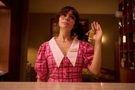 neoriginal: Nighties – Was wäre, wenn? Millie (Tamara Romera Ginés) und ihre Crew wagen ein Gedankenexperiment und erleben in einer Nachtschicht, wie kleinste Entscheidungen dieselbe Situation maximal verändern können.