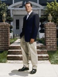 Desperate Housewives – (1. Staffel) - Wird von seiner Frau Bree regelrecht in den Wahnsinn getrieben: Rex (Steven Culp) ...