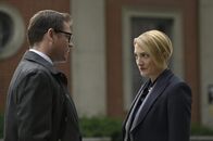 Bull – Dr. Jason Bull (Michael Weatherly, l.); Rachel Thomas (Francesca Faridany, r.)