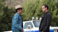 Justified – Raylan Givens (Timothy Olyphant, l.) und Boyd Crowder (Walton Goggins, r.)